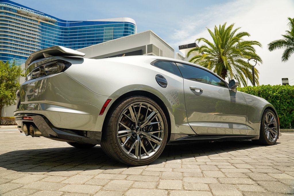 2023 Chevrolet Camaro Coupe ZL1 photo 16