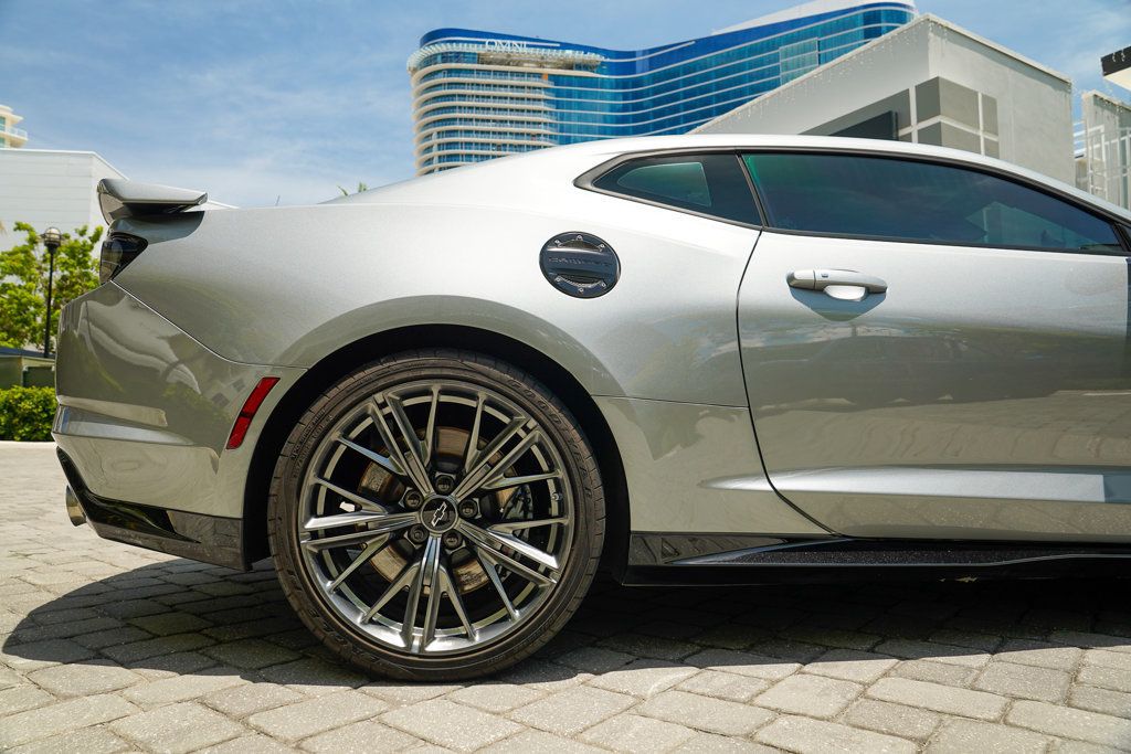 2023 Chevrolet Camaro Coupe ZL1 photo 17