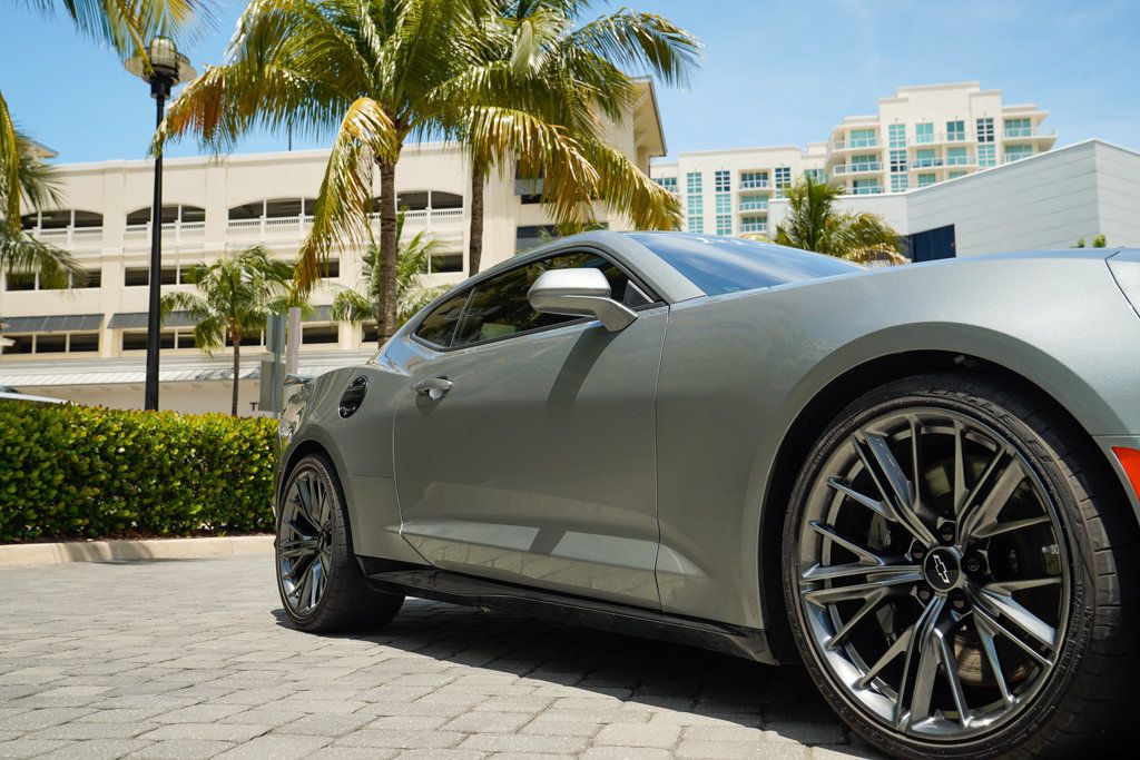 2023 Chevrolet Camaro Coupe ZL1 photo 9