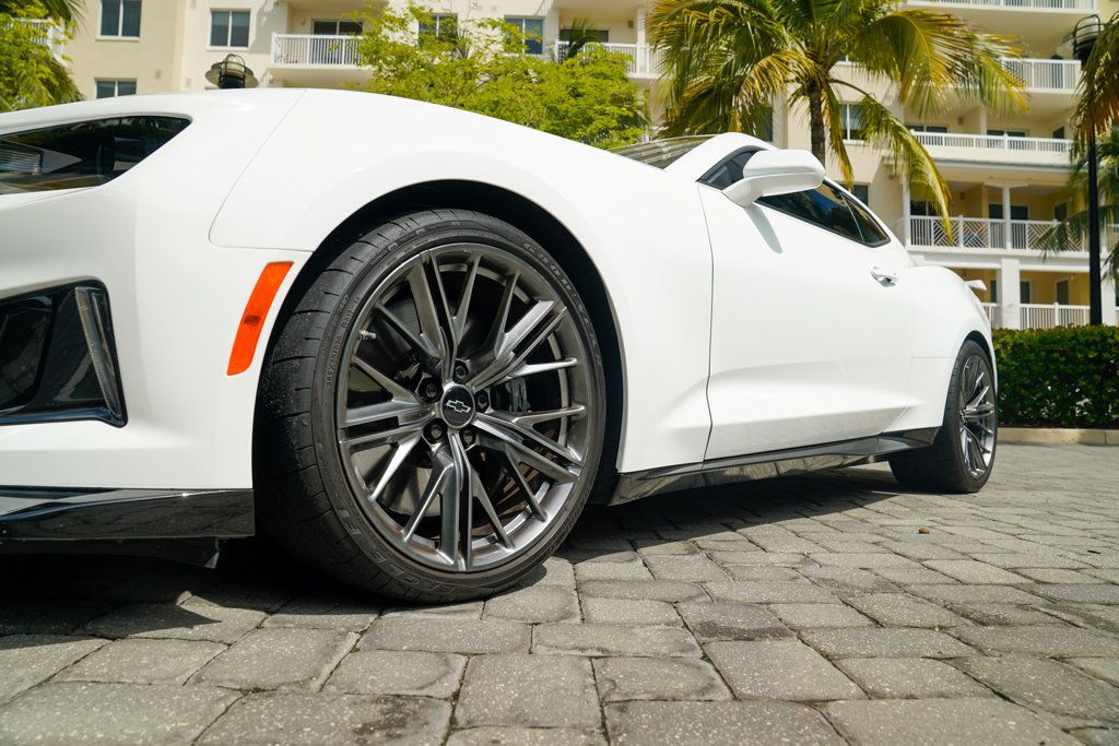 2023 Chevrolet Camaro ZL1 photo 12