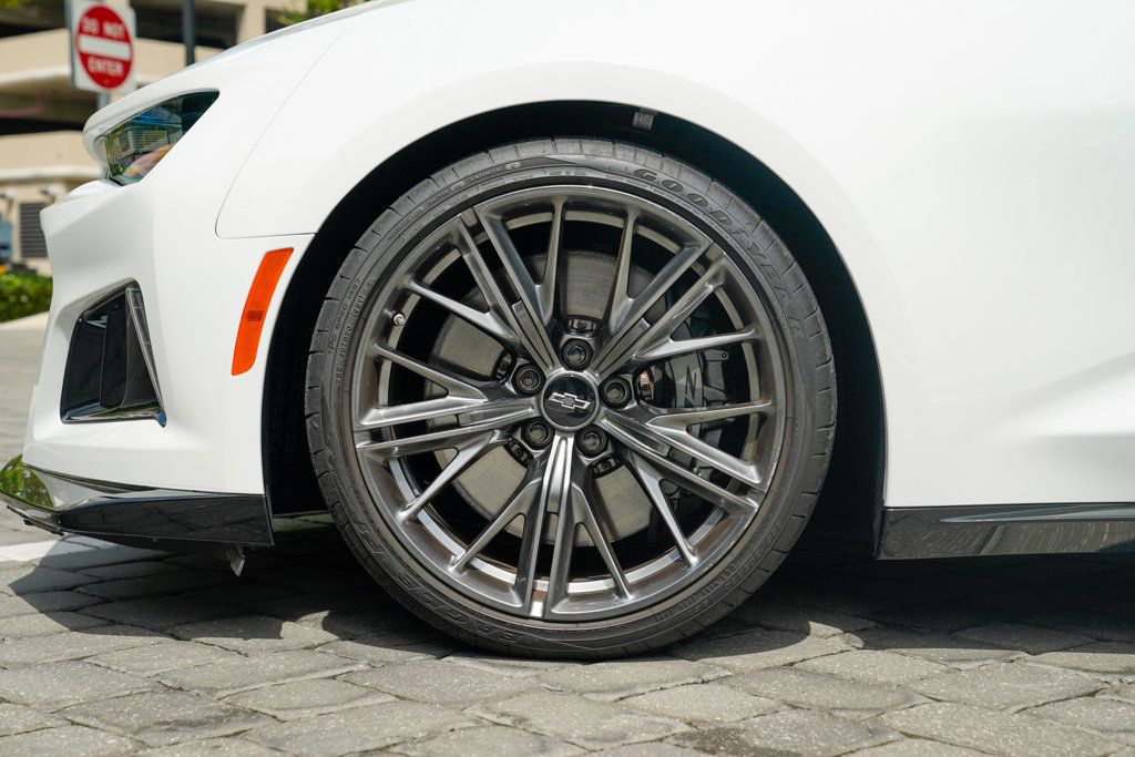 2023 Chevrolet Camaro ZL1 photo 14