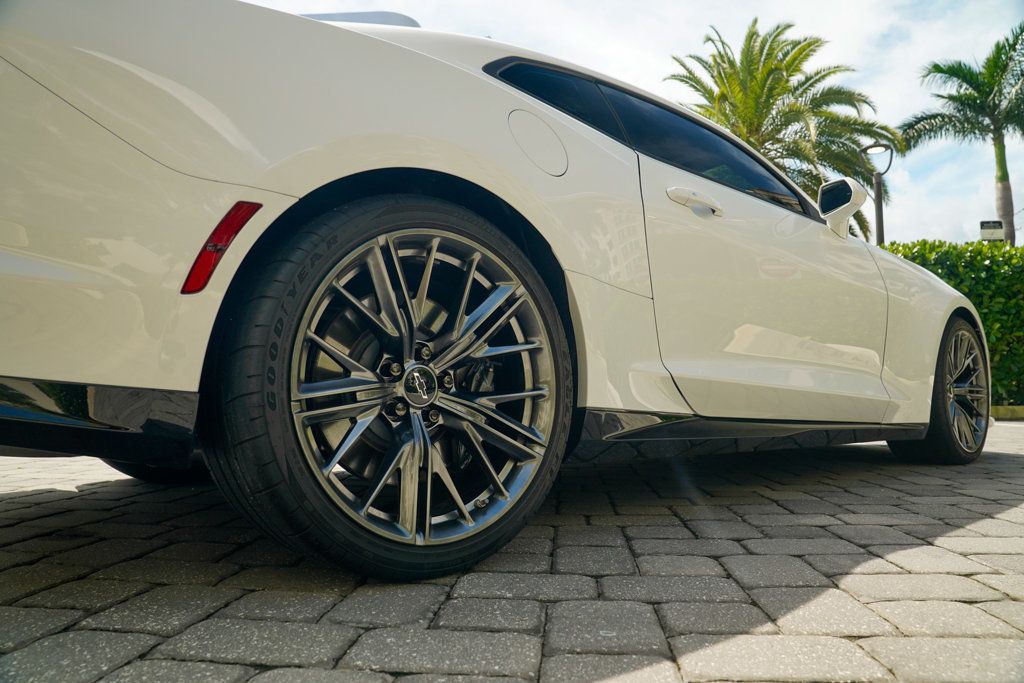 2023 Chevrolet Camaro ZL1 photo 30