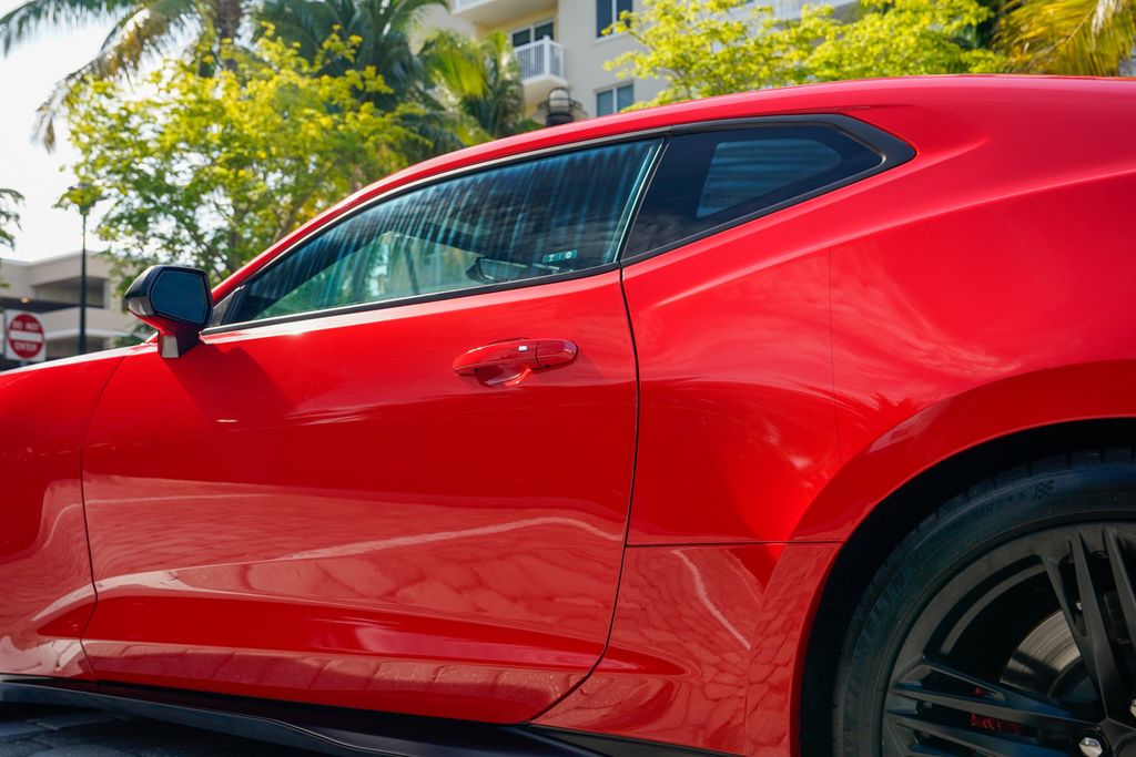 2023 Chevrolet Camaro 2dr Coupe ZL1 - 23050694 - 18