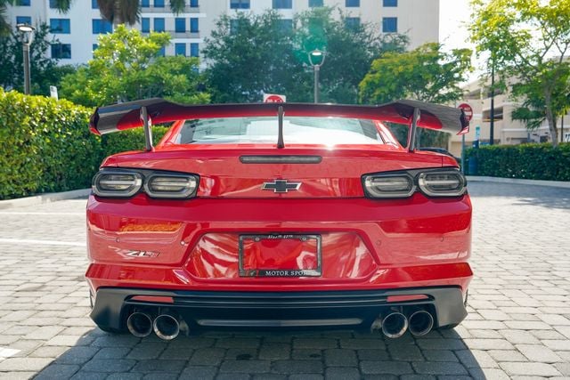 2023 Chevrolet Camaro 2dr Coupe ZL1 - 23050694 - 24