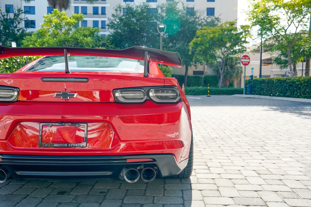 2023 Chevrolet Camaro 2dr Coupe ZL1 - 23050694 - 25