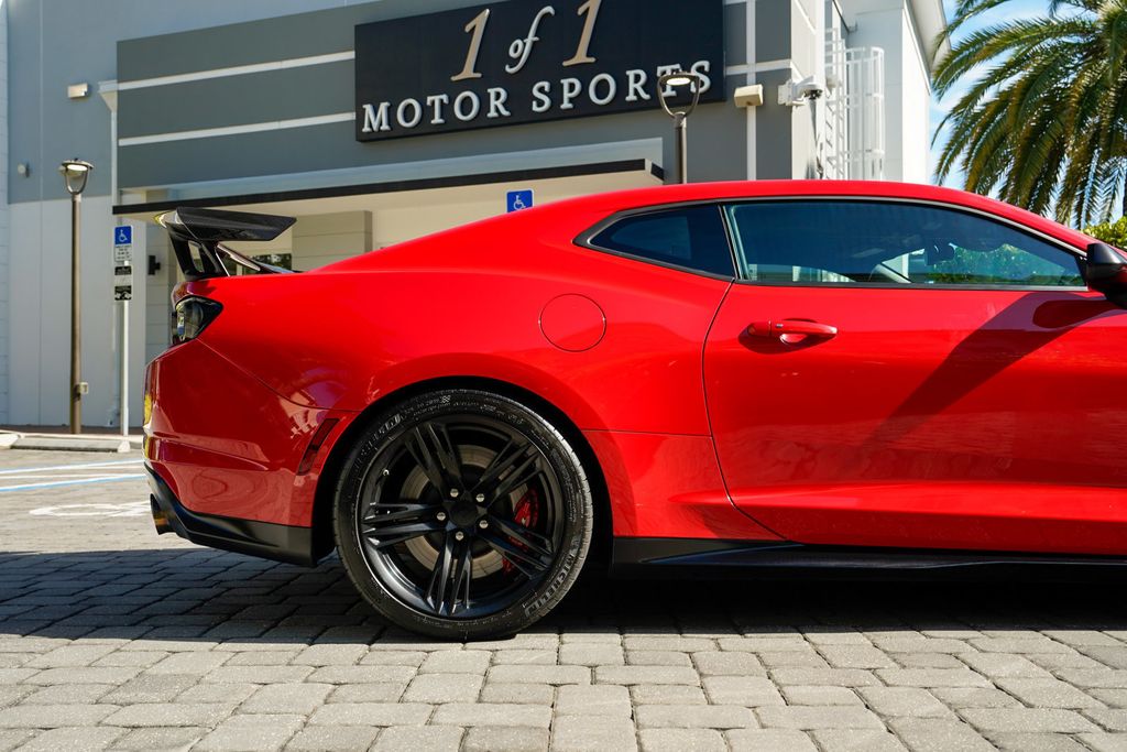 2023 Chevrolet Camaro 2dr Coupe ZL1 - 23050694 - 30