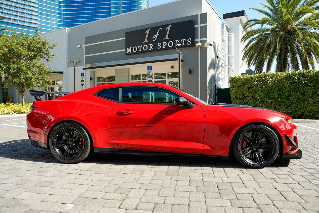 2023 Chevrolet Camaro 2dr Coupe ZL1 - 23050694 - 32