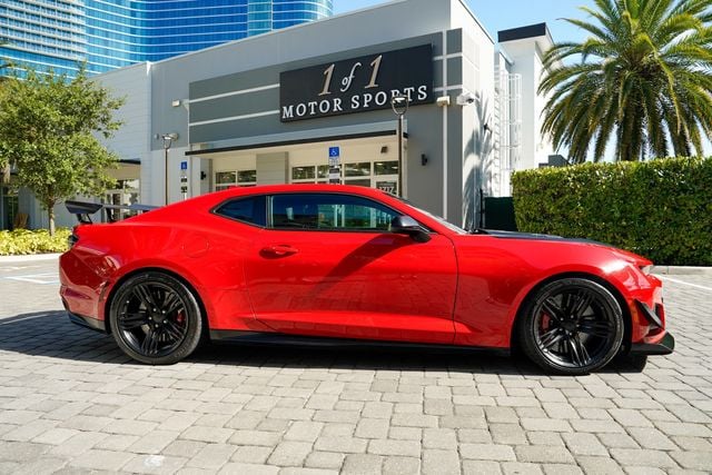 2023 Chevrolet Camaro 2dr Coupe ZL1 - 23050694 - 32
