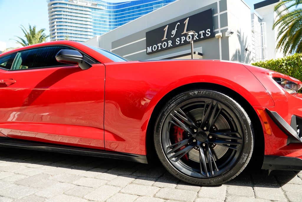2023 Chevrolet Camaro 2dr Coupe ZL1 - 23050694 - 35