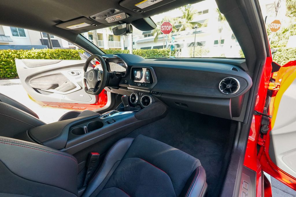 2023 Chevrolet Camaro 2dr Coupe ZL1 - 23050694 - 81