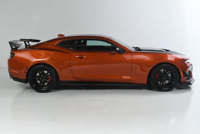 2023 Chevrolet Camaro 2dr Coupe ZL1 - 22768479 - 3