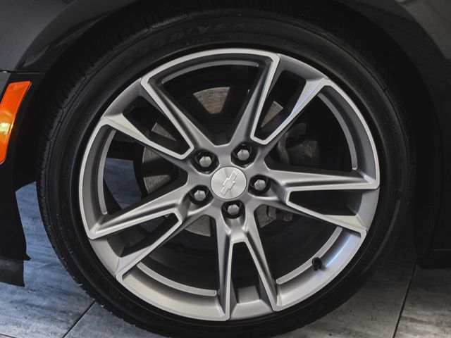 2023 Chevrolet Camaro 2LT - 22962357 - 21