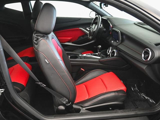 2023 Chevrolet Camaro 2LT - 22962357 - 29