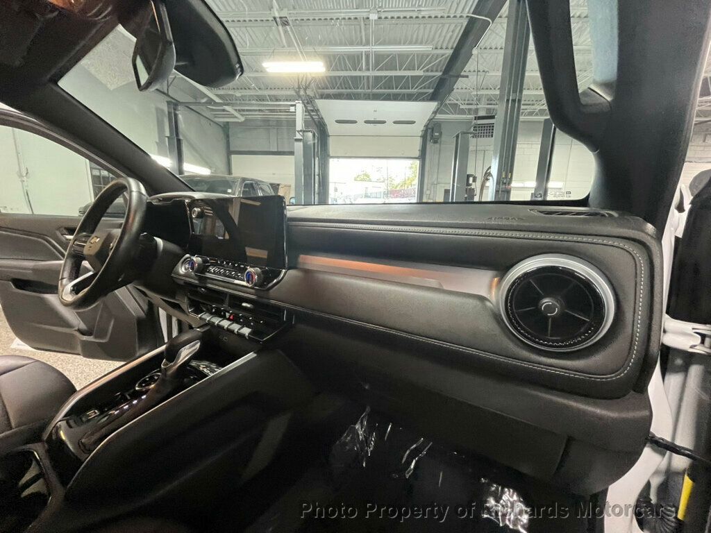 2023 Chevrolet Colorado 4WD Crew Cab LT - 22922046 - 23