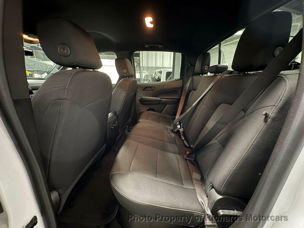 2023 Chevrolet Colorado 4WD Crew Cab Trail Boss - 22945961 - 17