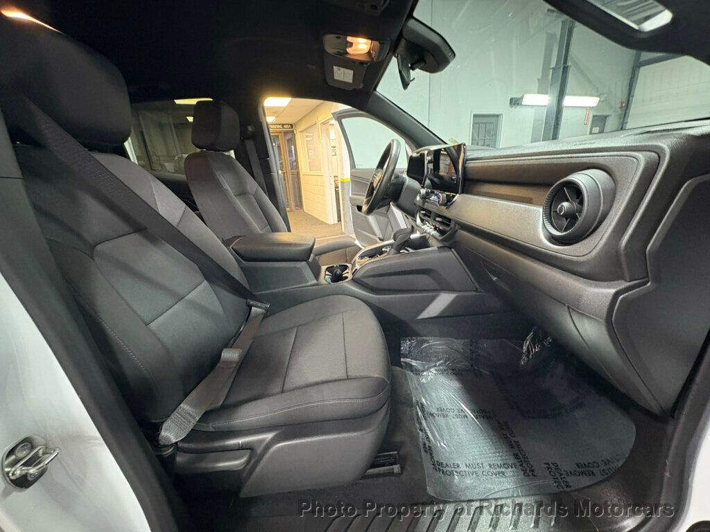 2023 Chevrolet Colorado 4WD Crew Cab Trail Boss - 22945961 - 19