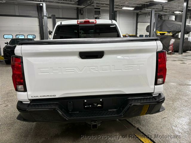 2023 Chevrolet Colorado 4WD Crew Cab Trail Boss - 22945961 - 3