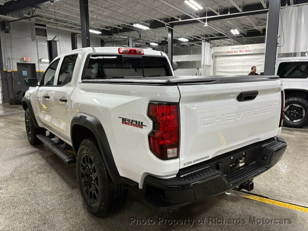 2023 Chevrolet Colorado 4WD Crew Cab Trail Boss - 22945961 - 5