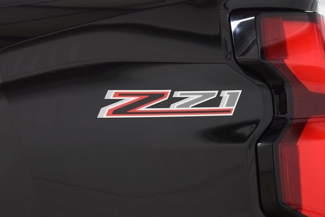 2023 Chevrolet Colorado 4WD Crew Cab Z71 - 22950453 - 25