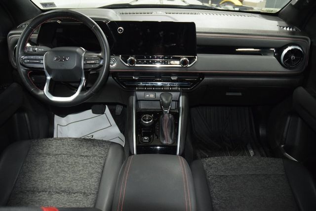 2023 Chevrolet Colorado 4WD Crew Cab Z71 - 22950453 - 29