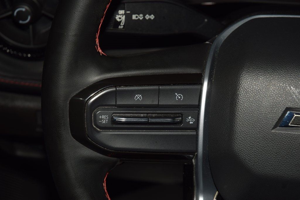 2023 Chevrolet Colorado 4WD Crew Cab Z71 - 22950453 - 38