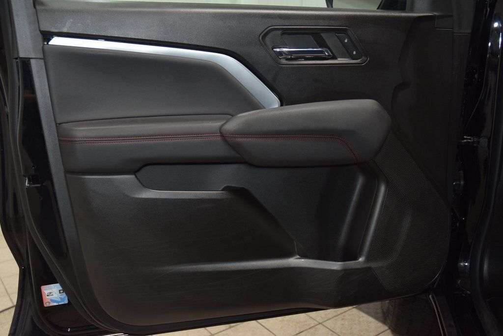 2023 Chevrolet Colorado 4WD Crew Cab Z71 - 22950453 - 46