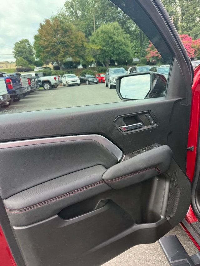 2023 Chevrolet Colorado 4WD Crew Cab Z71 - 23059395 - 10