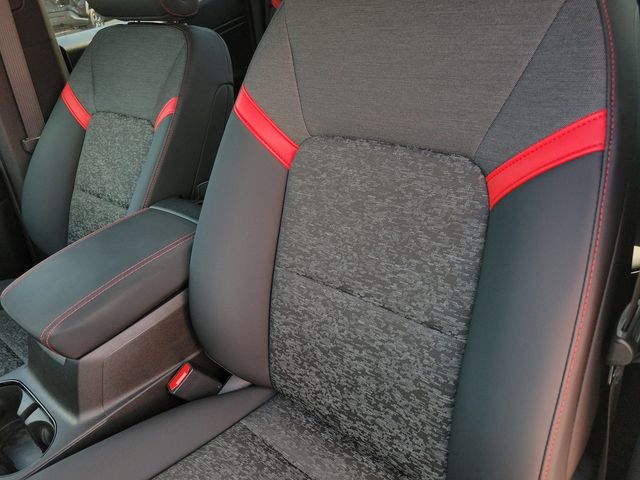 2023 Chevrolet Colorado 4WD Crew Cab Z71 - 22908750 - 5