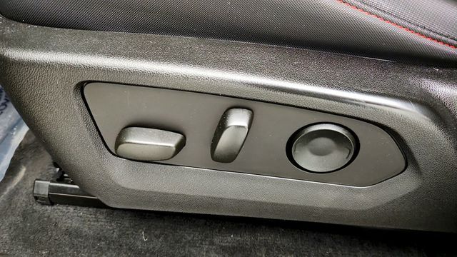 2023 Chevrolet Colorado 4WD Crew Cab Z71 - 23099876 - 10
