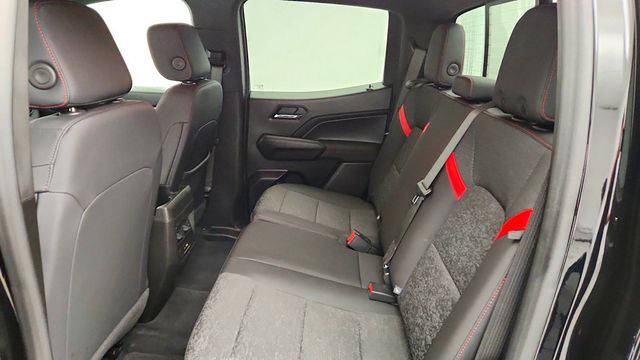 2023 Chevrolet Colorado 4WD Crew Cab Z71 - 23099876 - 18