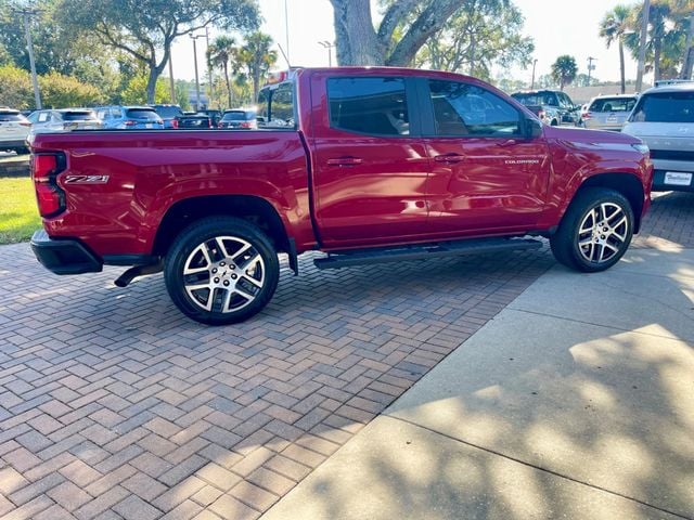 2023 Chevrolet Colorado 4WD Crew Cab Z71 - 22941475 - 5