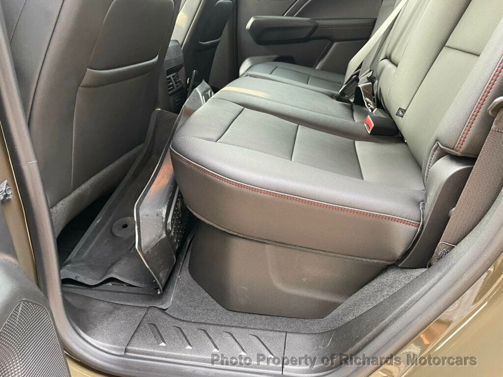 2023 Chevrolet Colorado 4WD Crew Cab Z71 - 22911944 - 14