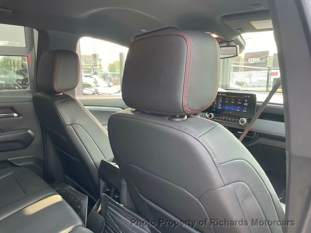 2023 Chevrolet Colorado 4WD Crew Cab Z71 - 22911944 - 17