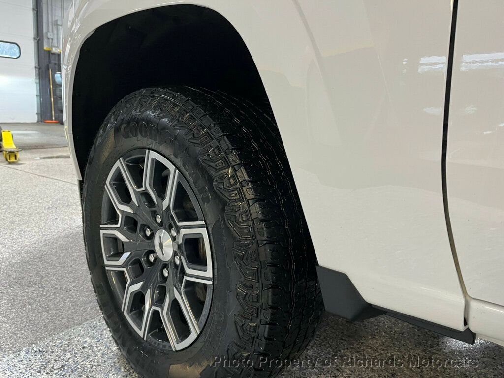 2023 Chevrolet Colorado 4WD Crew Cab Z71 - 22976148 - 12