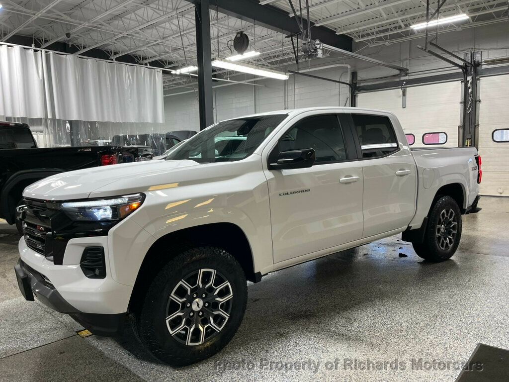 2023 Chevrolet Colorado 4WD Crew Cab Z71 - 22976148 - 7
