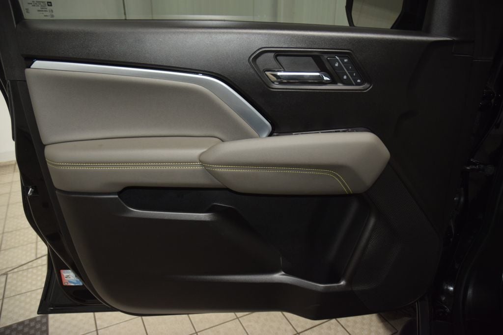 2023 Chevrolet Colorado 4WD Crew Cab ZR2 - 23043399 - 50