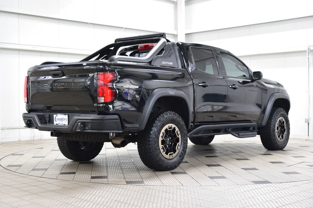 2023 Chevrolet Colorado 4WD Crew Cab ZR2 - 23043399 - 7