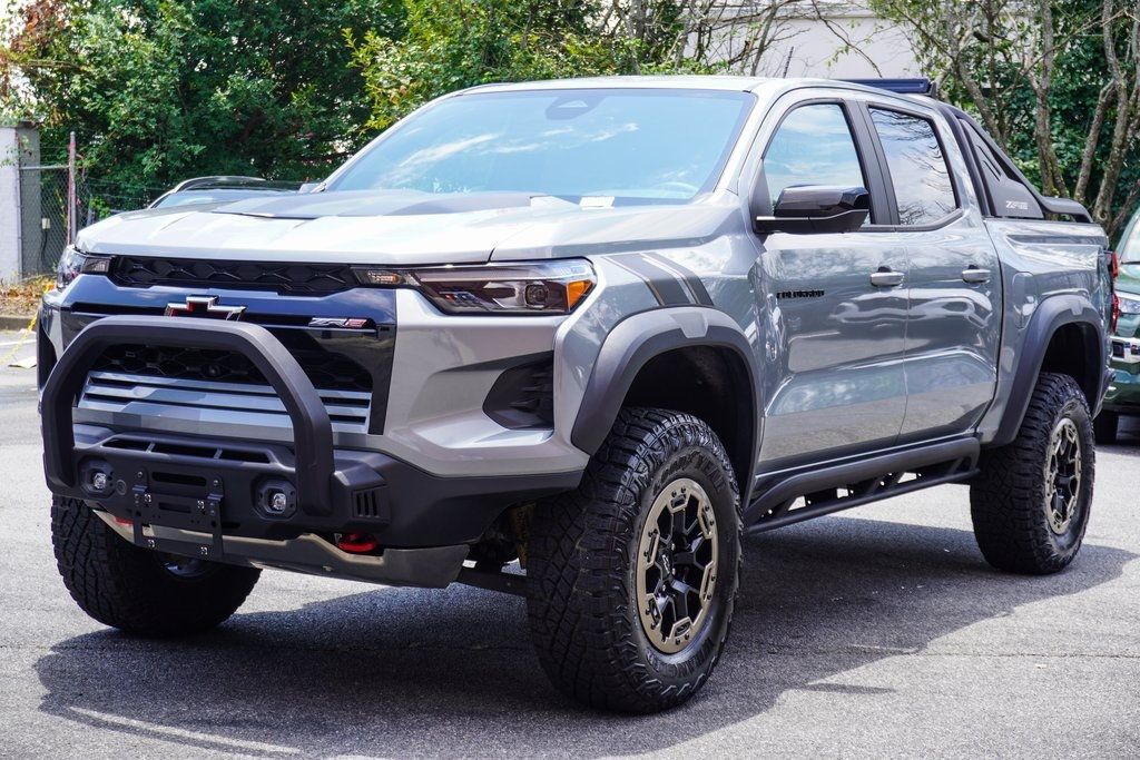 2023 Chevrolet Colorado ZR2 photo 3
