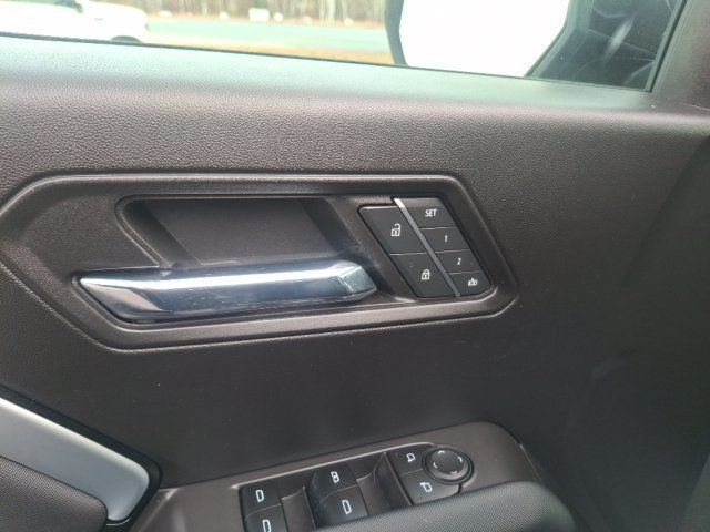 2023 Chevrolet Colorado 4WD Z71 - 23092205 - 9