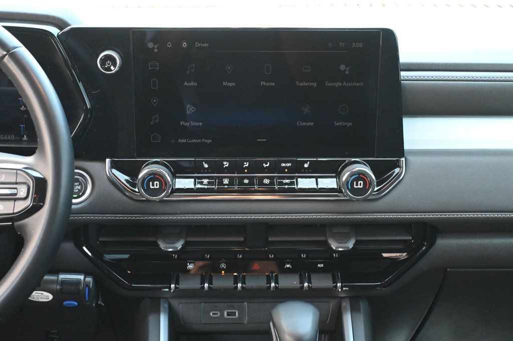 2023 Chevrolet Colorado LT photo 9