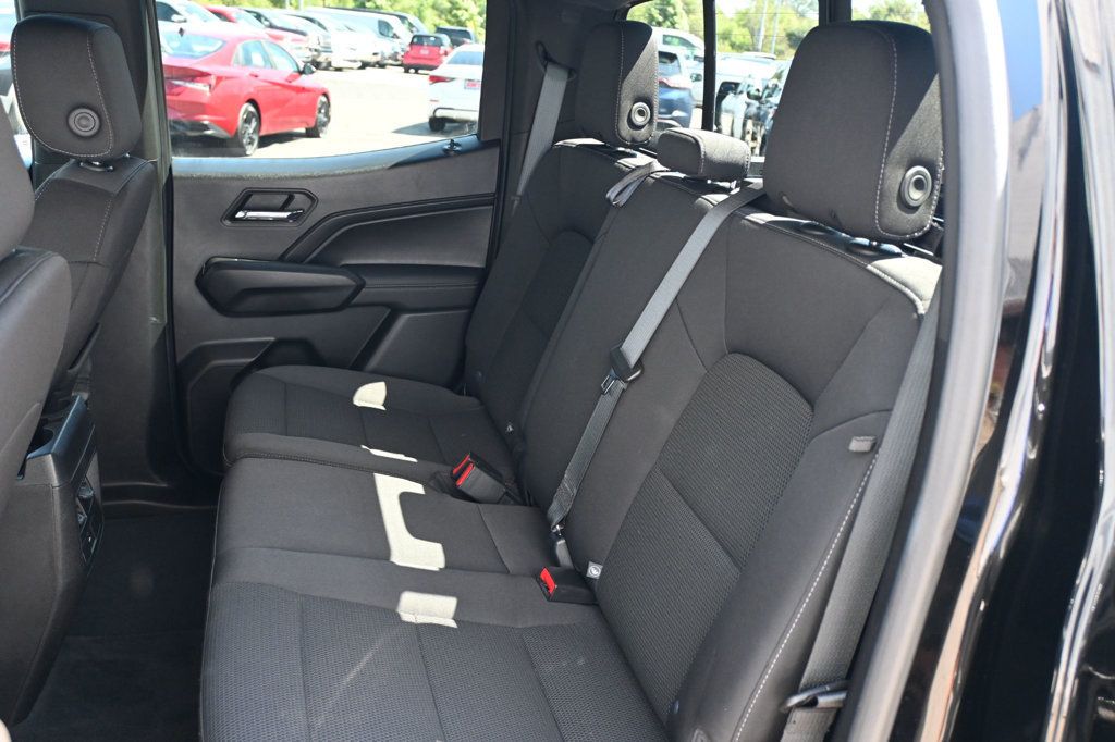 2023 Chevrolet Colorado LT photo 13