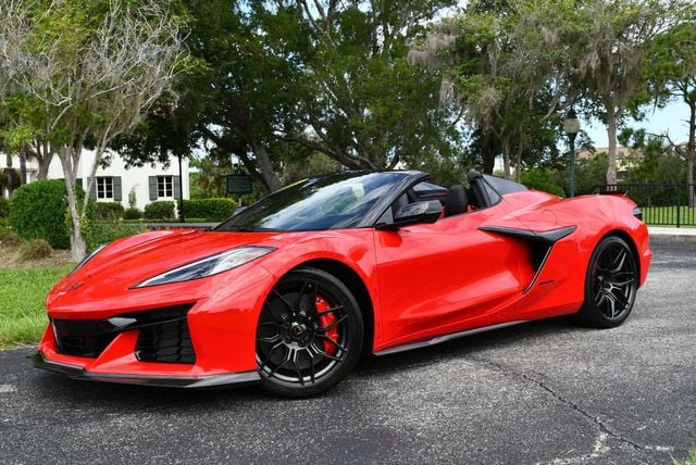 2023 Chevrolet Corvette 2 Door Z06 Convertible W/3LZ & Carbon Ceramic Brakes - 23079240 - 19