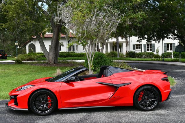 2023 Chevrolet Corvette 2 Door Z06 Convertible W/3LZ & Carbon Ceramic Brakes - 23079240 - 27