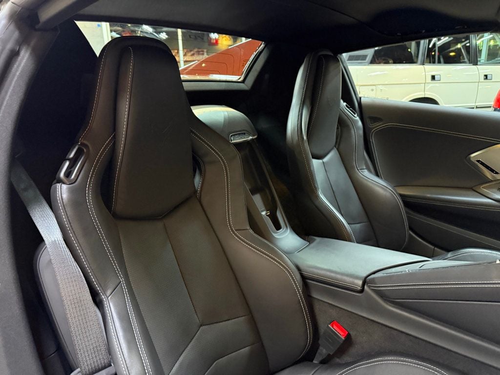 2023 Chevrolet Corvette Stingray Convertible 2LT photo 30