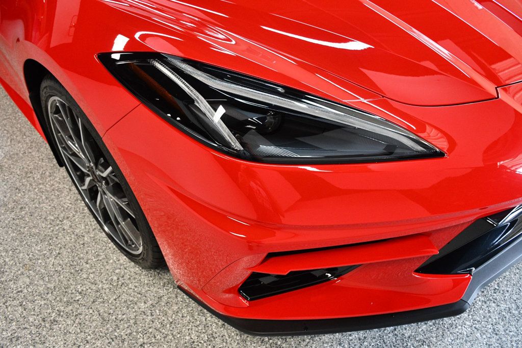 Chevrolet Corvette photo 15