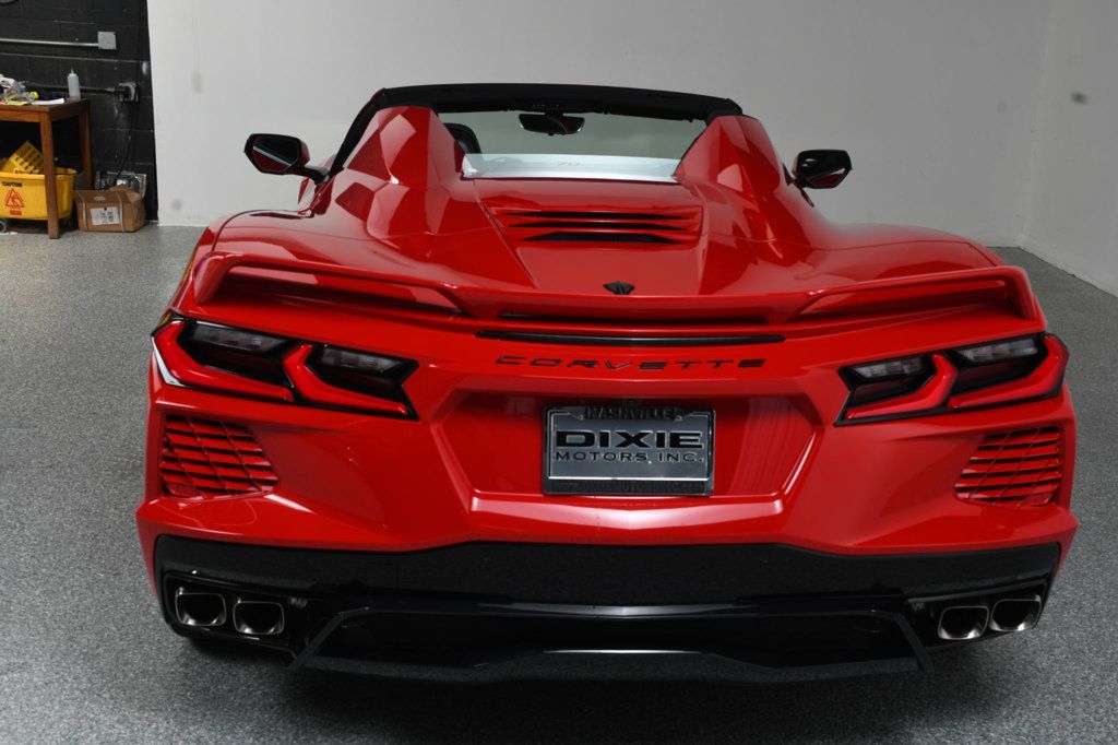Chevrolet Corvette photo 24