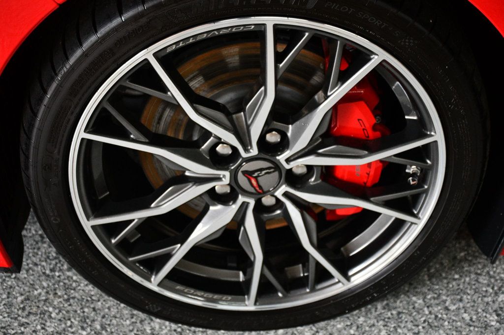 Chevrolet Corvette photo 26