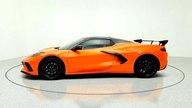 2023 Chevrolet Corvette 2dr Stingray Convertible w/2LT & Z51 Performance Pkg - 23029864 - 7