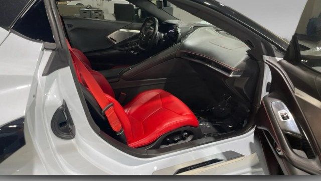 2023 Chevrolet Corvette 2dr Stingray Convertible w/3LT - 23049448 - 9