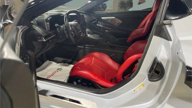 2023 Chevrolet Corvette 2dr Stingray Convertible w/3LT - 23049448 - 8